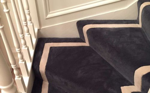 Hand Tufted purple stair carpet with cream border